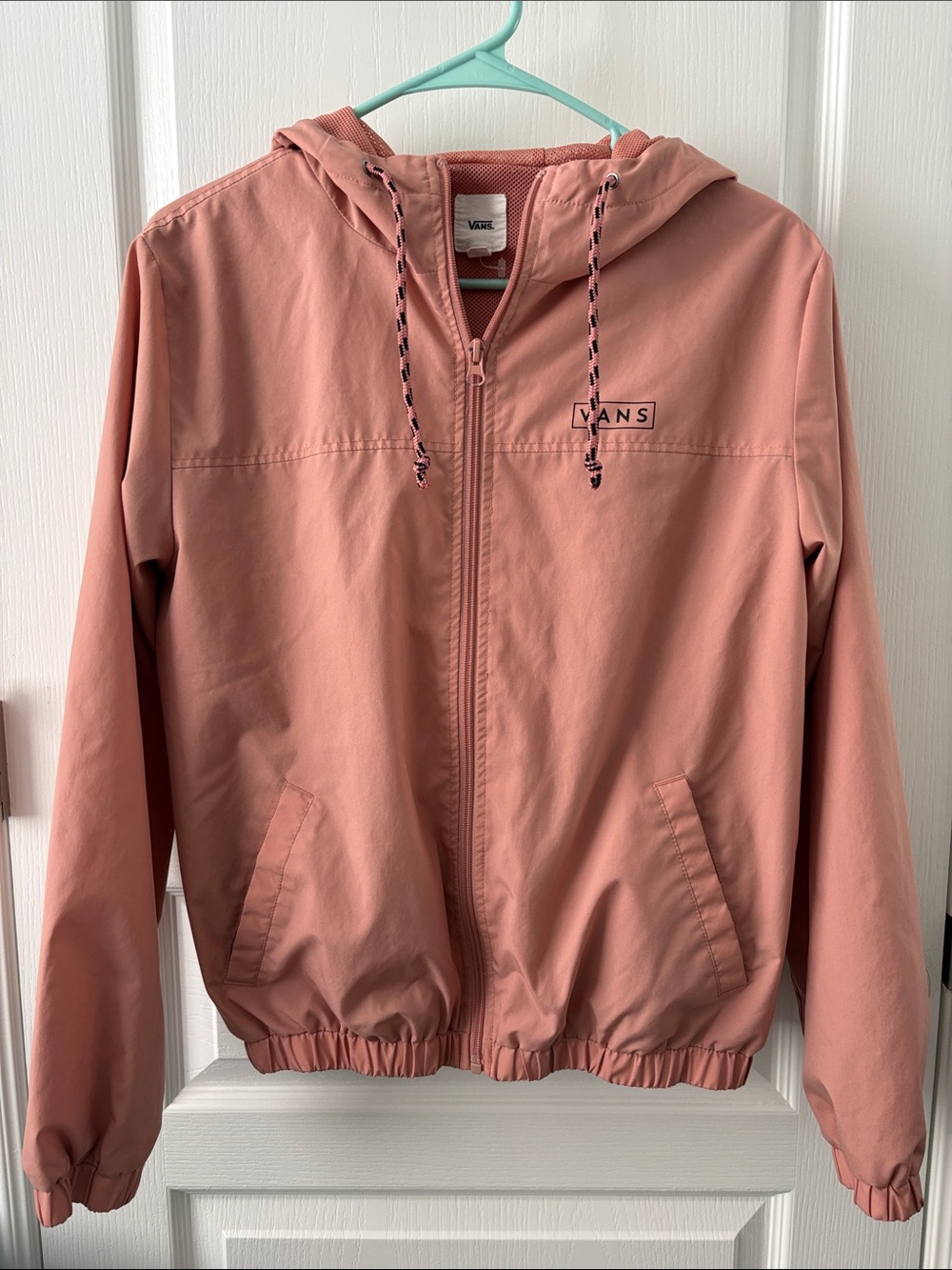 Vans Rose Pink Hooded Windbreaker Jacket - Perfect For Fall!